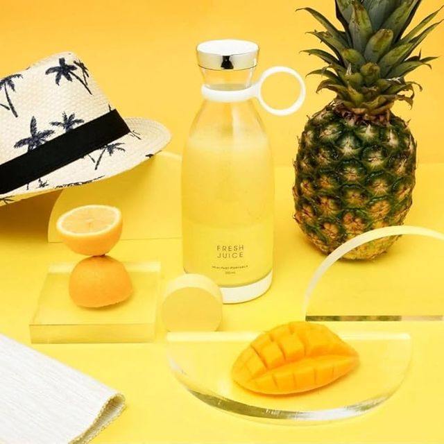 Portable Mini Blender for Fresh Juice, 4 Blade Portable Electric USB Juice Maker/Personal Size Blender for Juices, Shakes and Smoothies